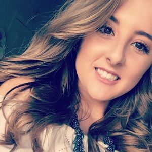 Meet your Posher, Katelynn